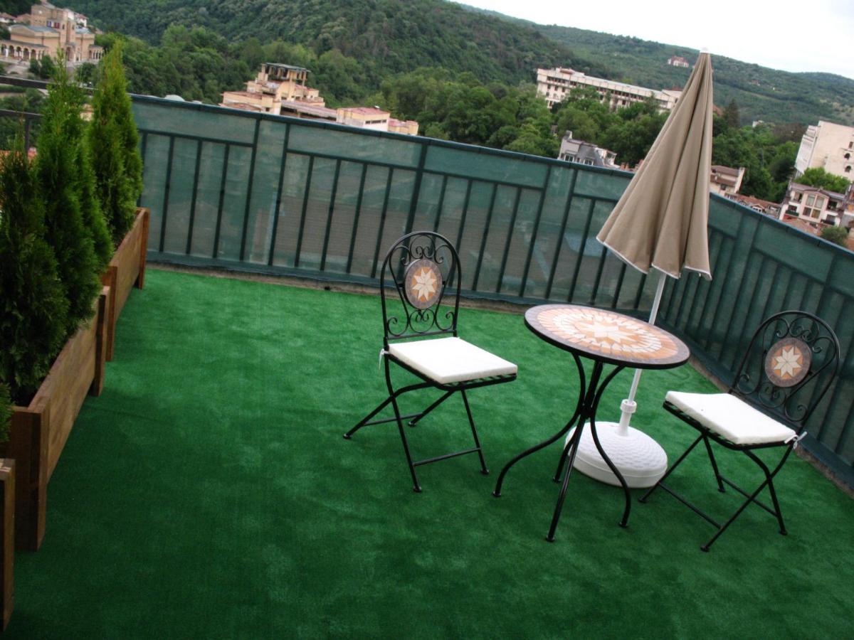 Leon Rent Studio 8 Apartment Veliko Turnovo Bagian luar foto