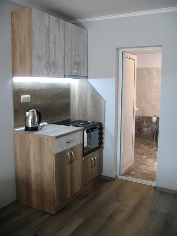 Leon Rent Studio 8 Apartment Veliko Turnovo Bagian luar foto